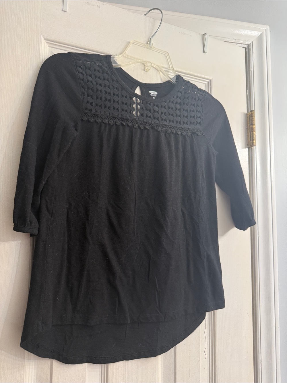 Old Navy Black Girls' Knit Top with Crochet size M